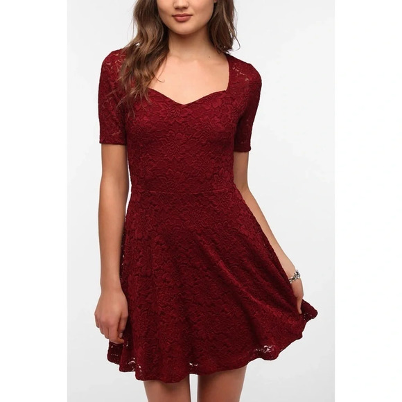 Pins &  Needles Urban Outfitters Burgundy Crimson Sweetheart Lace Dress Sz Large - Picture 1 of 12